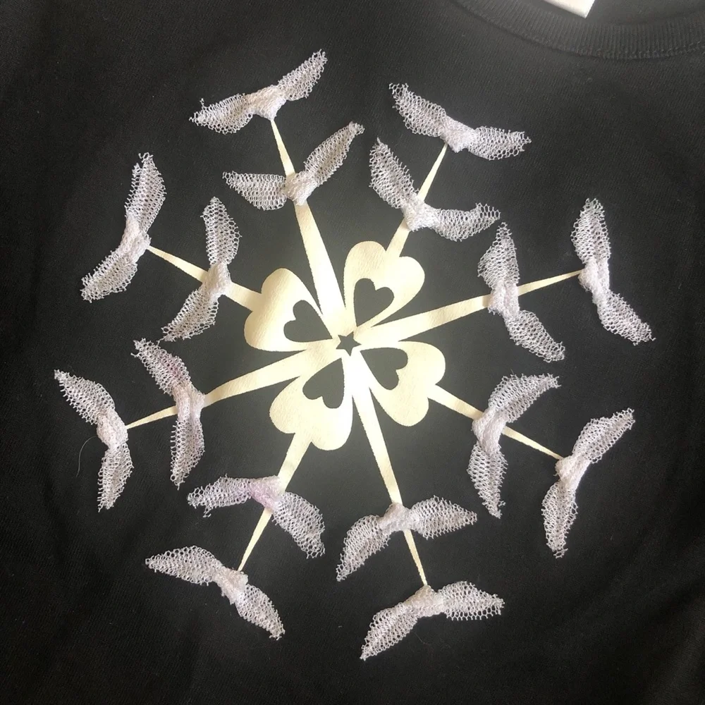 Hanna Andersson snowflake tee